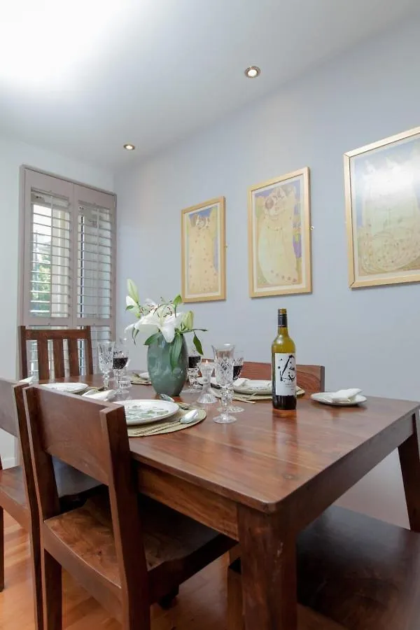 אדינבורו Holyrood Residence - Luxury Apartment With Parking בריטניה