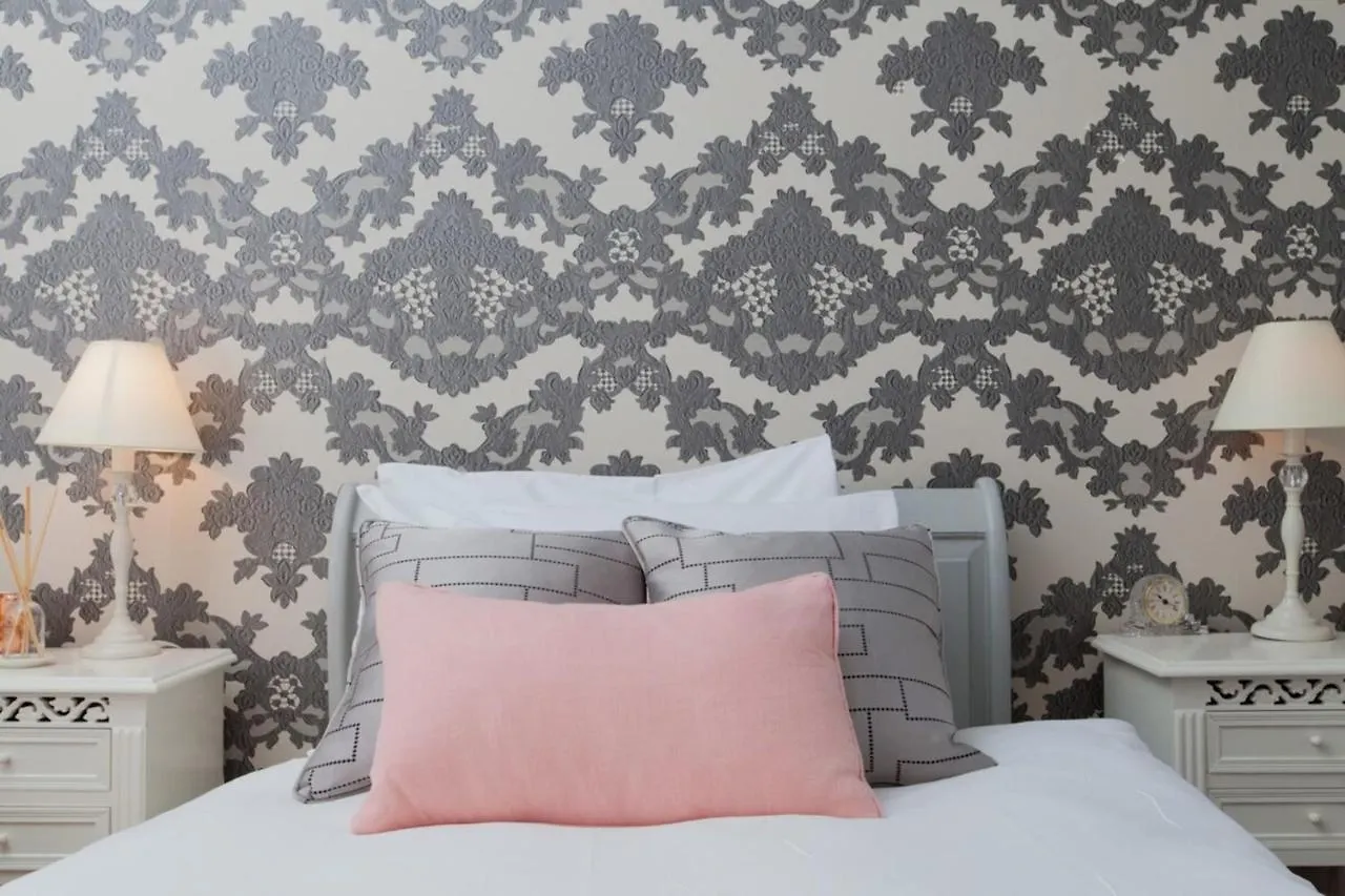 אדינבורו Holyrood Residence - Luxury Apartment With Parking